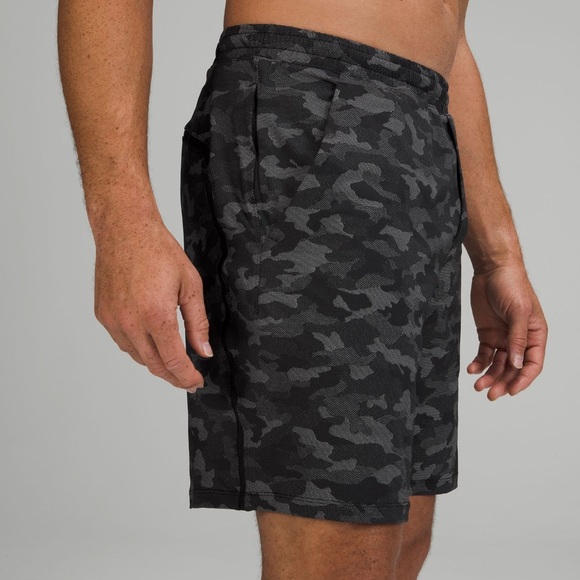 Lululemon Pace Breaker 9” *Lined VMCB - Picture 5 of 10